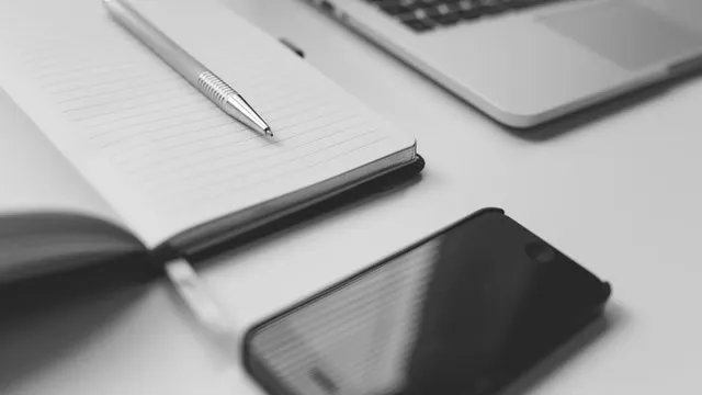 100 Killer Article Titles for Copywriters