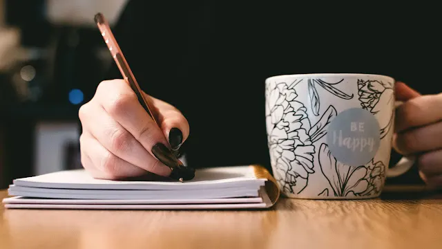 10 Calls for Pitches Directly from Editors & Publishers